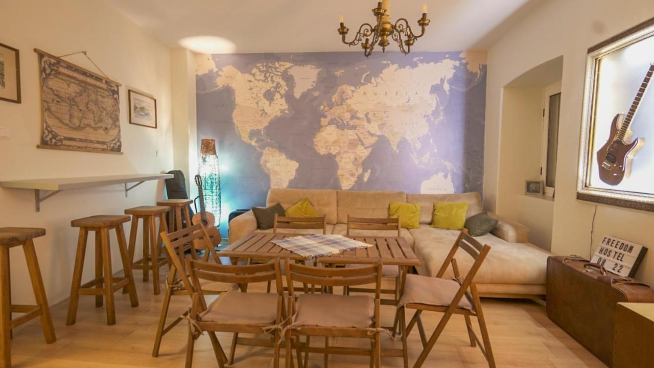 בודווה Freedom Hostel מראה חיצוני תמונה