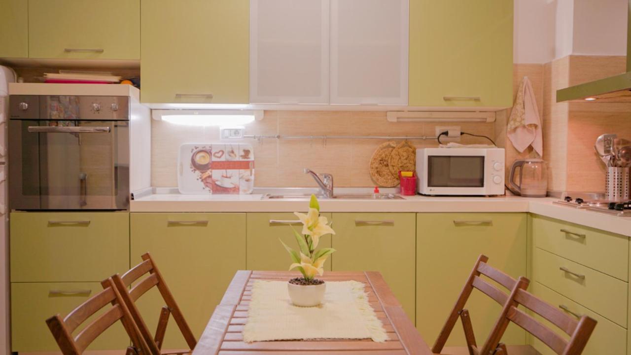 בודווה Freedom Hostel מראה חיצוני תמונה