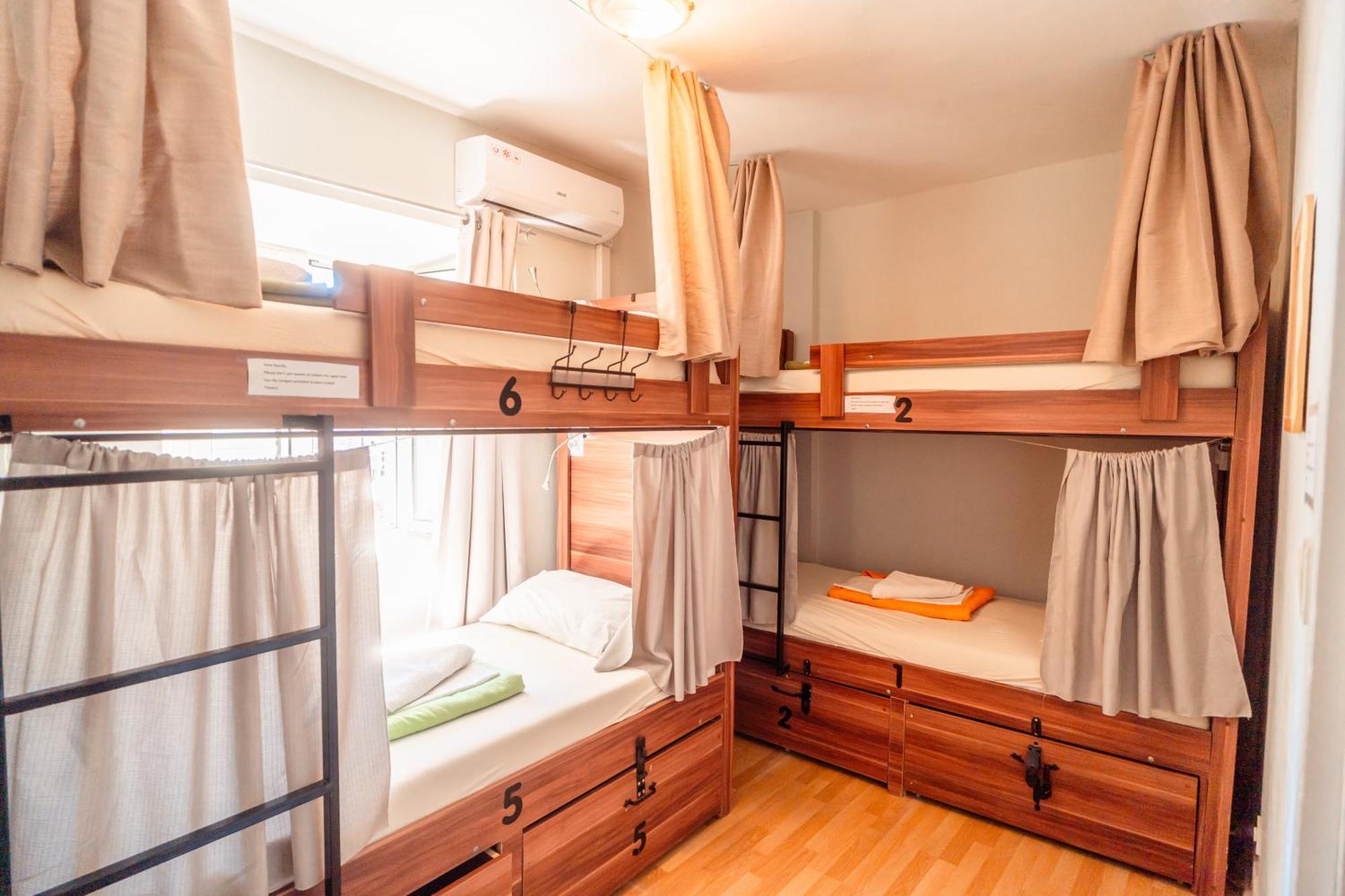 בודווה Freedom Hostel מראה חיצוני תמונה